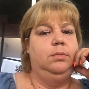 Meet your Posher, Jeanette